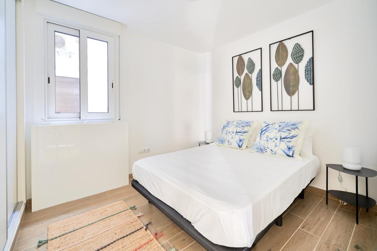 Apartamento En Primera Linea De Playa En La Malagueta Málaga Kültér fotó